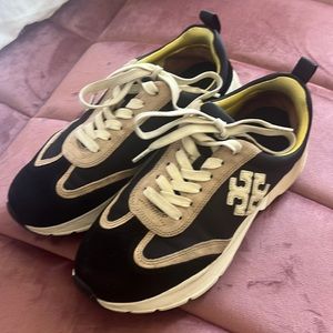 Tory Burch sneakers like new